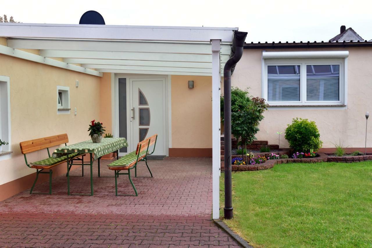 Annis Wohnschloesschen Apartment Mainhausen ภายนอก รูปภาพ