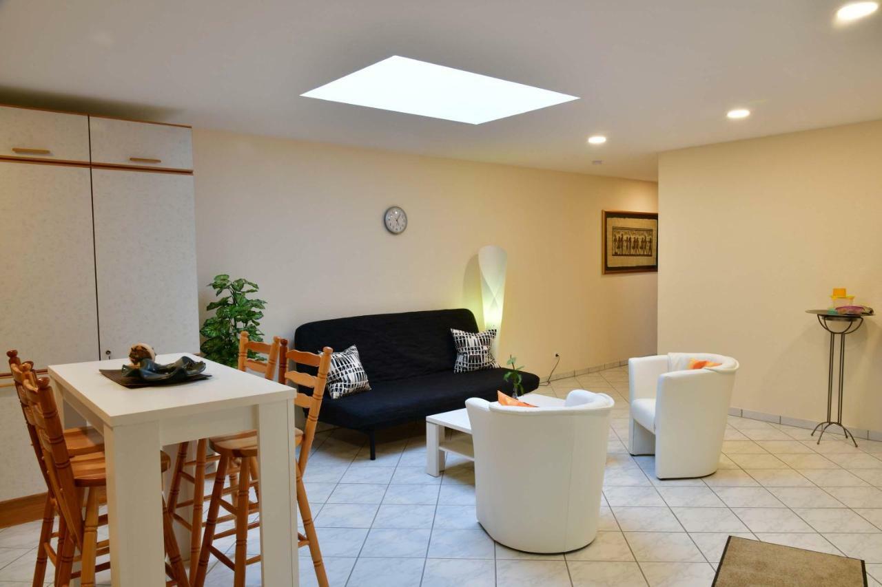 Annis Wohnschloesschen Apartment Mainhausen ภายนอก รูปภาพ