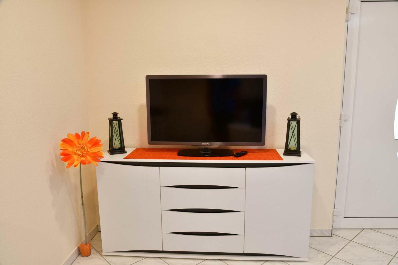 Annis Wohnschloesschen Apartment Mainhausen ภายนอก รูปภาพ